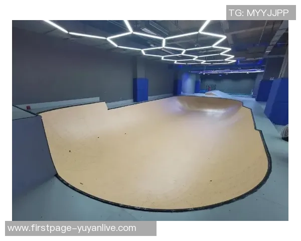 成都滑板精英赛回顾：成都滑板队展现出色力量与技巧的精彩表现